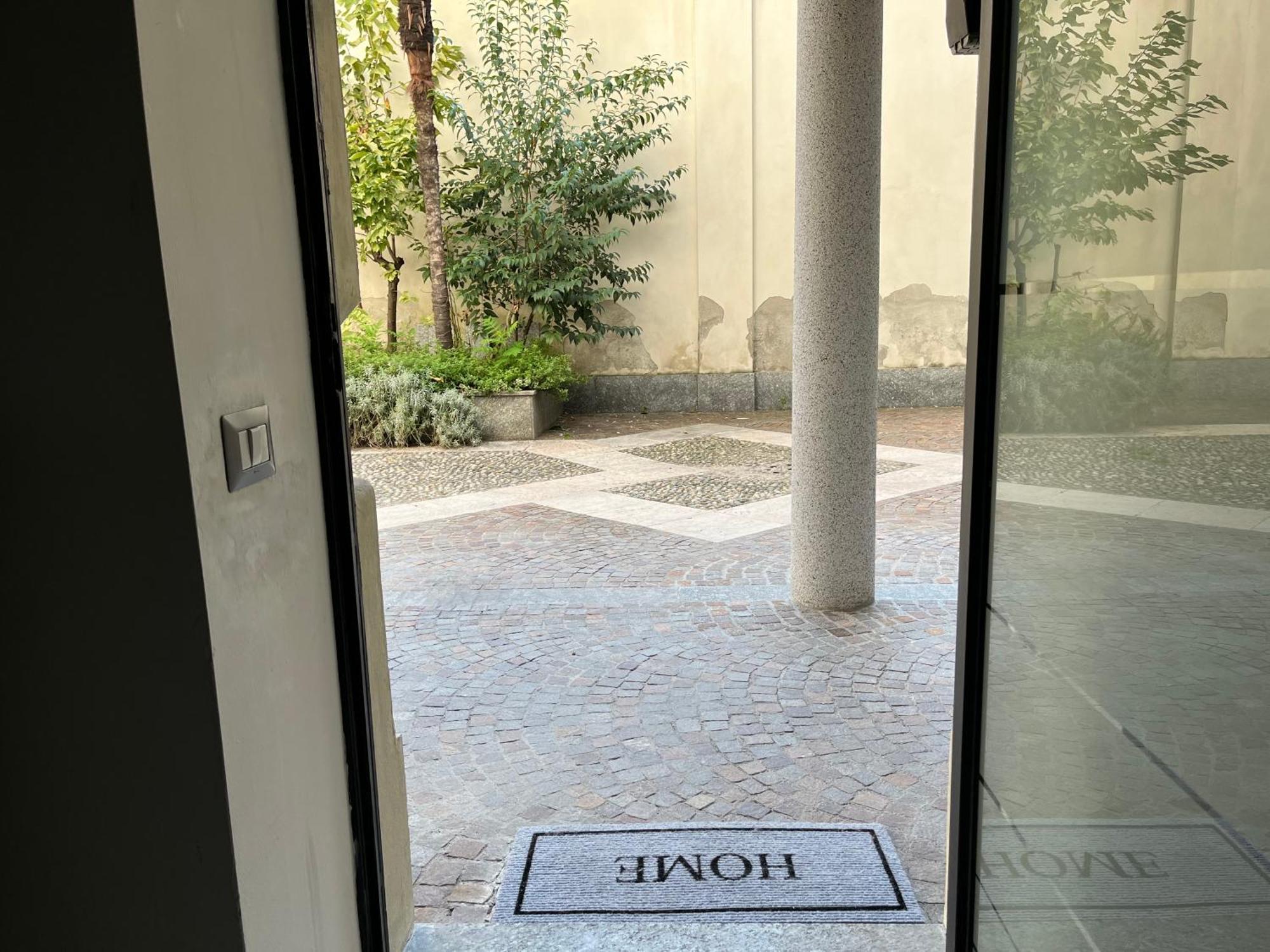 Loft Matteotti - Studio In Centro Busto Arsizio Exterior photo